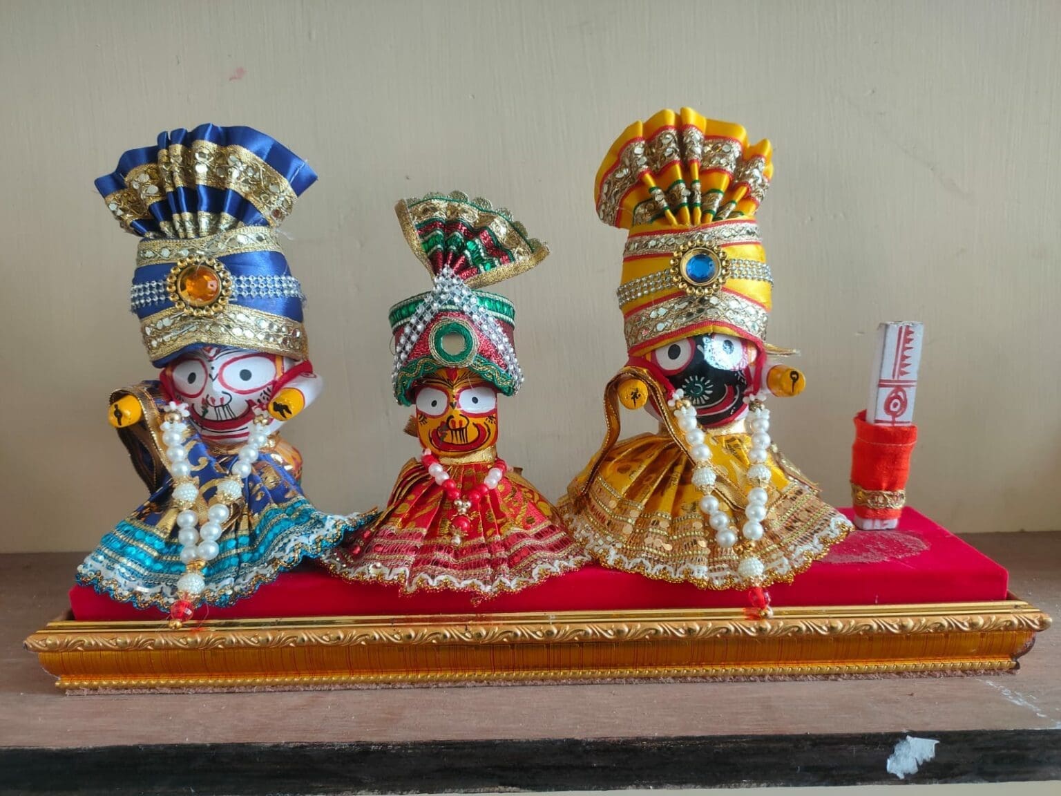 Shri Jagannath's Premium dress( 9 parts of the dress) Spiritual Items